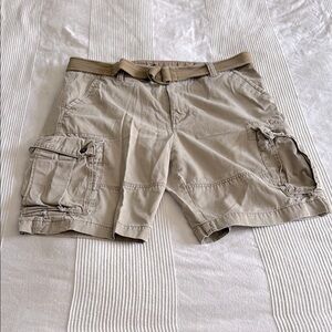 Old Navy Tan Cargo Shorts with Canvas Belt Size 36